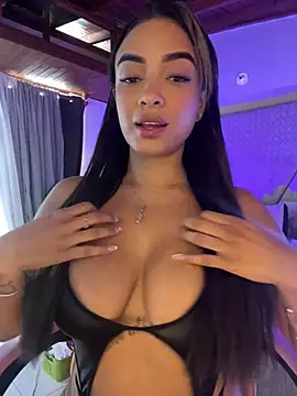 LEAH DOUUGLASS online show from March 2025 05:29:01 PM