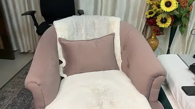 mahimagicdoll DESI online show from March 2025 12:57:02 PM
