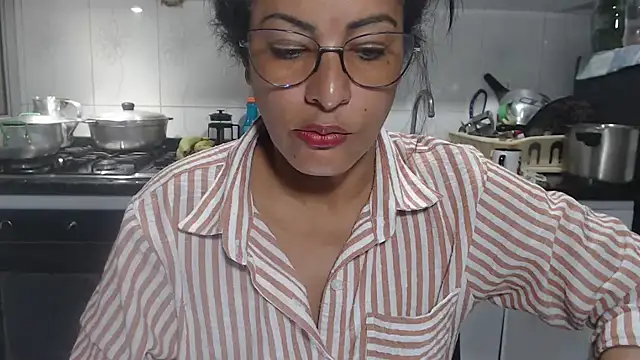 kateleyagrey online show from November 2025 08:19:02 PM