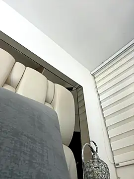 ALISSON FOXXX1 online show from October 2025 04:41:02 PM