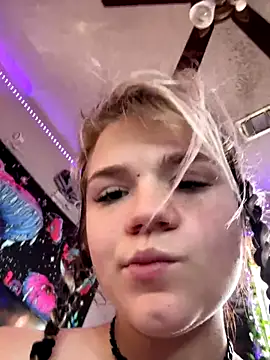 Cutiepiespanks online show from November 2025 08:16:01 PM