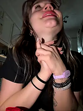 Cutiepiespanks online show from December 2025 09:31:02 PM