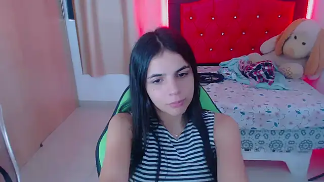 Snapshot of _elenna chatting on December 2024 05:22:01 PM elenna online show from December 2024 05:22:01 PM
