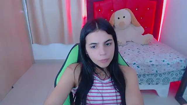 Snapshot of _elenna chatting on December 2024 06:54:02 PM elenna online show from December 2024 06:54:02 PM