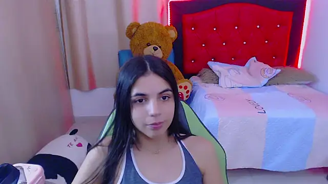 Snapshot of _elenna chatting on January 2025 11:27:01 PM elenna online show from January 2025 11:27:01 PM