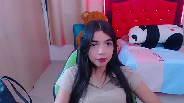 Snapshot of _elenna chatting on January 2025 06:02:01 PM elenna online show from January 2025 06:02:01 PM