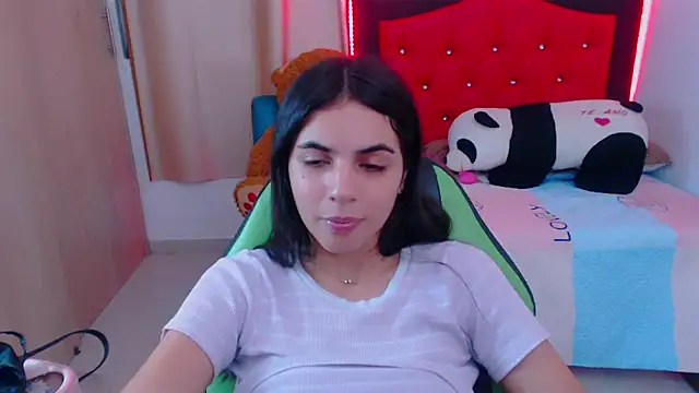 Snapshot of _elenna chatting on January 2025 11:34:02 PM elenna online show from January 2025 11:34:02 PM
