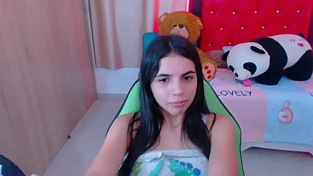 Snapshot of _elenna chatting on January 2025 09:25:01 PM elenna online show from January 2025 09:25:01 PM