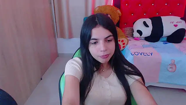 Snapshot of _elenna chatting on January 2025 05:53:01 PM elenna online show from January 2025 05:53:01 PM