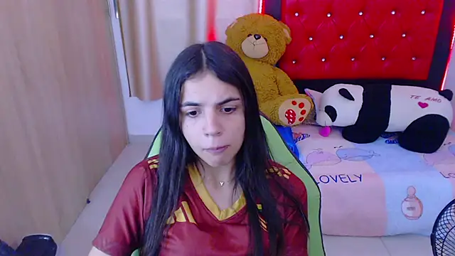 Snapshot of _elenna chatting on February 2025 09:39:02 PM elenna online show from February 2025 09:39:02 PM