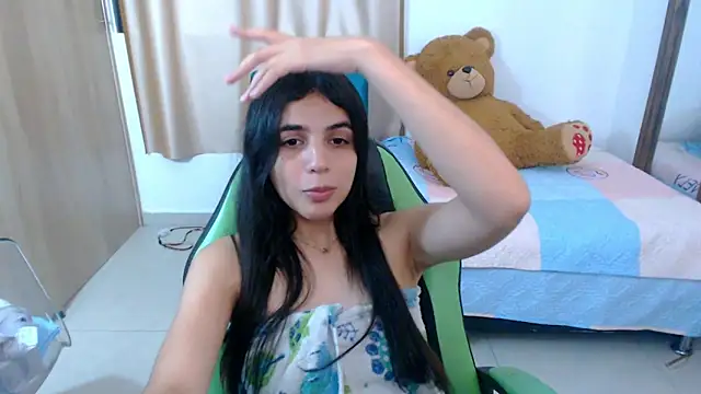 Snapshot of _elenna chatting on March 2025 08:23:02 PM elenna online show from March 2025 08:23:02 PM