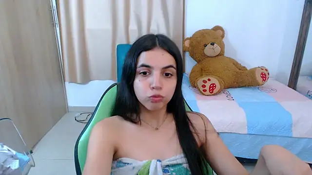 Snapshot of _elenna chatting on March 2025 11:27:02 PM elenna online show from March 2025 11:27:02 PM