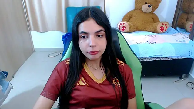 Snapshot of _elenna chatting on March 2025 05:28:02 PM elenna online show from March 2025 05:28:02 PM
