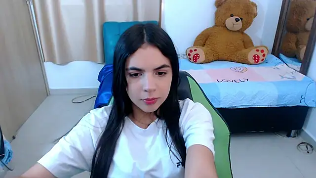 Snapshot of _elenna chatting on March 2025 05:37:01 PM elenna online show from March 2025 05:37:01 PM