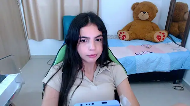 Snapshot of _elenna chatting on March 2025 07:46:01 PM elenna online show from March 2025 07:46:01 PM