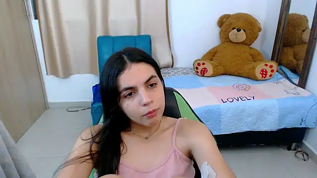 Snapshot of _elenna chatting on March 2025 11:42:01 PM elenna online show from March 2025 11:42:01 PM