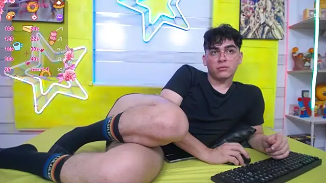 noahot08 online show from January 2025 05:34:02 PM