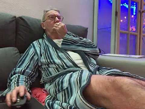 Nudelschwanz online show from February 2025 06:17:02 PM