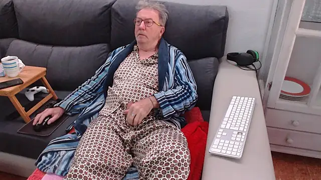 Nudelschwanz online show from February 2025 07:24:02 AM