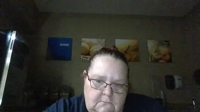 Snapshot of Hornybbw1978 chatting on December 2024 07:32:01 AM Hornybbw1978 online show from December 2024 07:32:01 AM