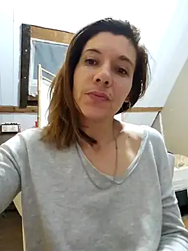 Lina lou4 online show from December 2024 05:15:01 PM