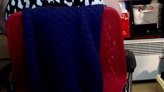 Snapshot of mayasmith chatting on November 2025 10:40:02 AM mayasmith online show from November 2025 10:40:02 AM