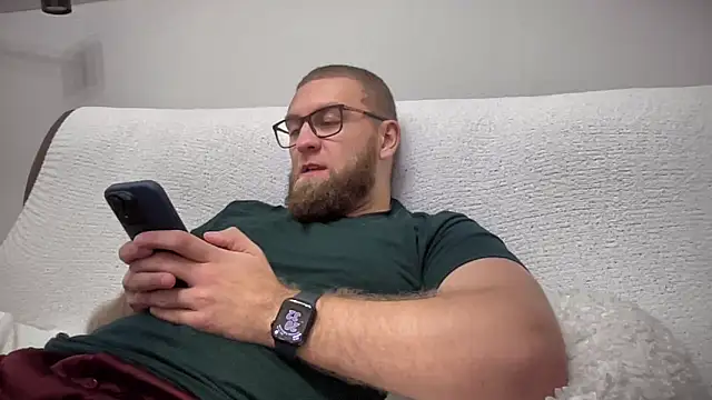 Bear bear  online show from December 2024 05:33:02 PM