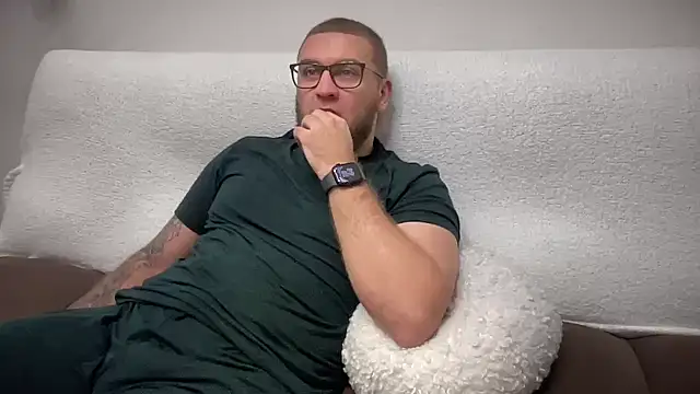 Bear bear  online show from December 2024 03:45:02 PM