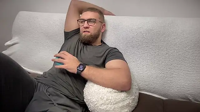 Bear bear  online show from December 2024 01:01:02 AM