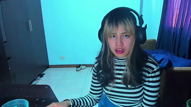 Akane-Mou online show from January 2025 02:38:02 PM