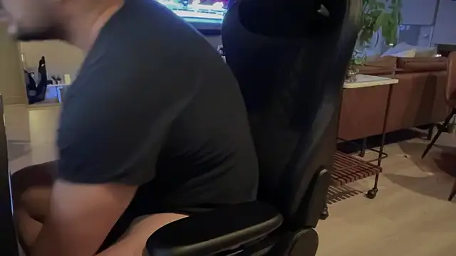 HungandThickLatin online show from February 2025 04:47:01 AM