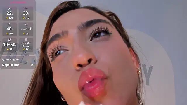 MariamRivera  online show from February 2025 04:03:02 AM