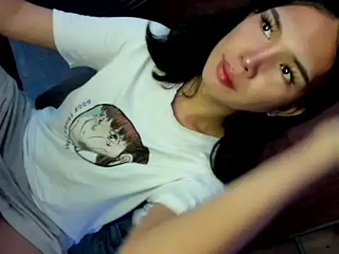 Snapshot of mav1s_ chatting on October 2025 11:40:02 PM mav1s online show from October 2025 11:40:02 PM