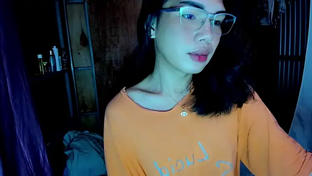 Snapshot of mav1s_ chatting on December 2025 12:59:02 AM mav1s online show from December 2025 12:59:02 AM