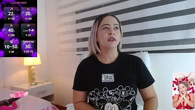WANDAFOXX1 online show from February 2025 02:55:02 AM