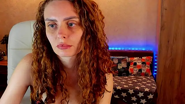 mia grantes online show from December 2024 10:42:01 PM