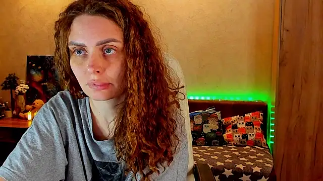 mia grantes online show from December 2024 06:05:01 PM