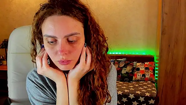 mia grantes online show from December 2024 09:20:01 PM