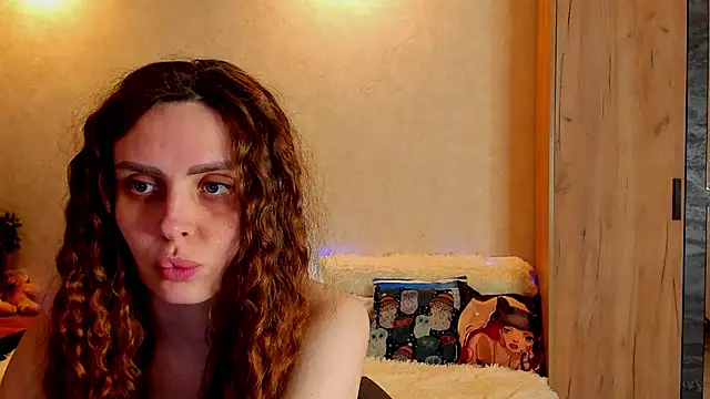 mia grantes online show from February 2025 11:47:02 PM