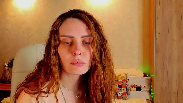 mia grantes online show from February 2025 09:05:02 PM