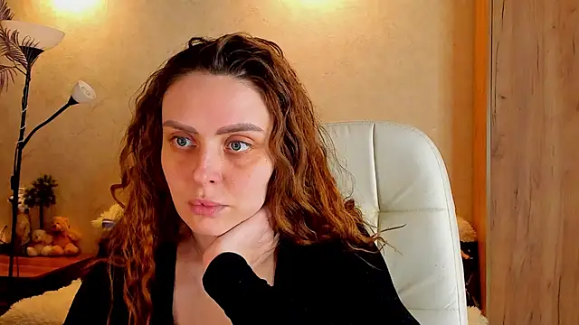 mia grantes online show from February 2025 05:15:01 PM