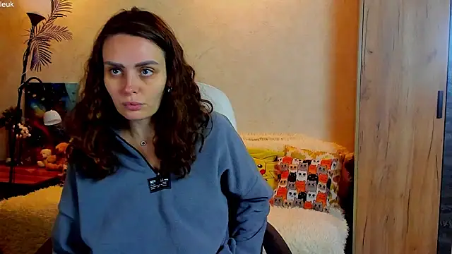 mia grantes online show from September 2025 05:40:02 PM
