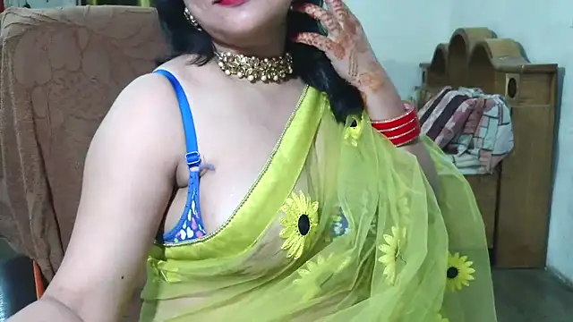 Snapshot of Cute_Mahi22 chatting on September 2025 06:41:02 PM Cute Mahi22 online show from September 2025 06:41:02 PM