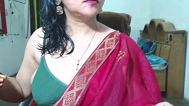 Snapshot of Cute_Mahi22 chatting on September 2025 05:53:01 AM Cute Mahi22 online show from September 2025 05:53:01 AM