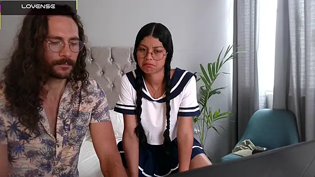 Snapshot of mini_kunis chatting on November 2025 03:17:02 PM mini kunis online show from November 2025 03:17:02 PM