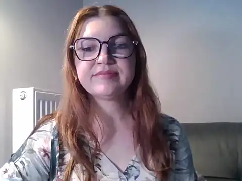 MartinePrettyFeet online show from November 2025 07:08:01 AM