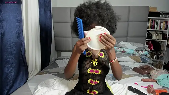 Snapshot of suhaila_suus chatting on October 2025 11:38:02 PM suhaila suus online show from October 2025 11:38:02 PM