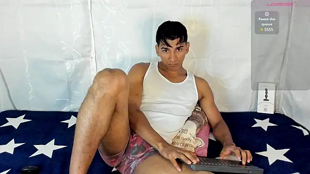 Snapshot of Mick_Depp_ chatting on February 2025 02:03:02 AM Mick Depp online show from February 2025 02:03:02 AM