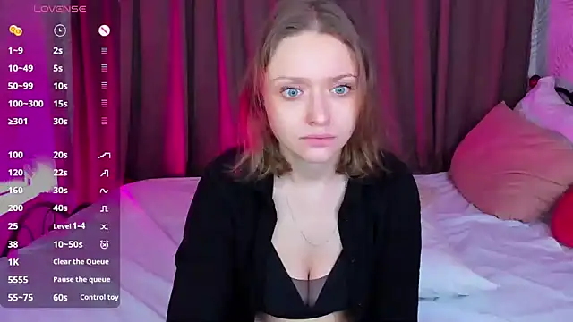 Snapshot of Linda_Bryant chatting on January 2025 12:42:02 AM Linda Bryant online show from January 2025 12:42:02 AM