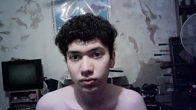 Snapshot of Emv2 chatting on October 2025 05:39:02 AM Emv2 online show from October 2025 05:39:02 AM